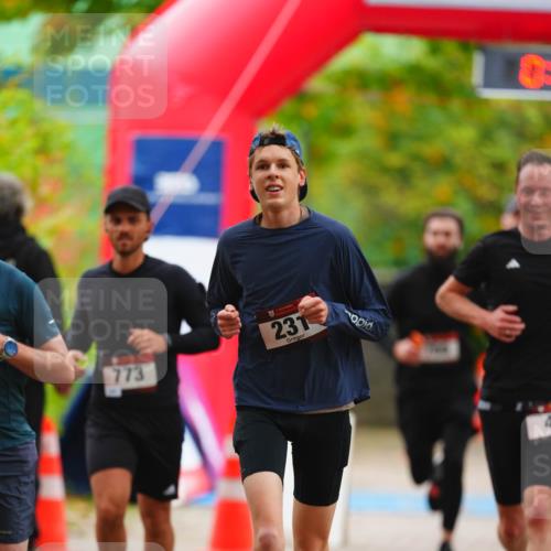 11.10.2026 - Bramfelder Halbmarathon 2026 LAZAROV Photography http://msf.ph/oto/10840787 11.10.2026 09:59:39 Laufen 773, 231 meine-sportfotos.de