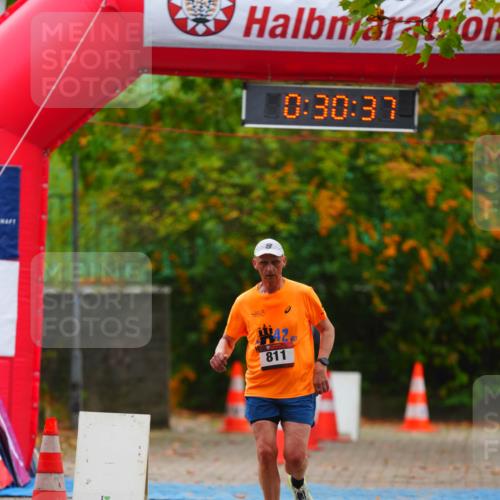 11.10.2026 - Bramfelder Halbmarathon 2026 LAZAROV Photography http://msf.ph/oto/10840851 11.10.2026 10:00:35 Laufen 10, 30, 37, 811 meine-sportfotos.de