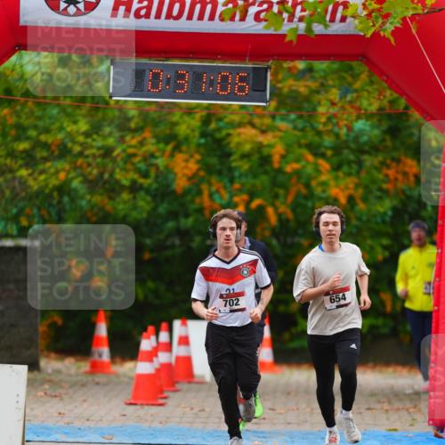 11.10.2026 - Bramfelder Halbmarathon 2026 LAZAROV Photography http://msf.ph/oto/10840866 11.10.2026 10:01:04 Laufen 10, 30, 06, 702, 654 meine-sportfotos.de