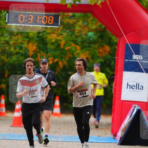 11.10.2026 - Bramfelder Halbmarathon 2026 LAZAROV Photography http://msf.ph/oto/10840873 11.10.2026 10:01:06 Laufen 0, 3, 1, 08, 21, 702, 15, 31, 654 meine-sportfotos.de