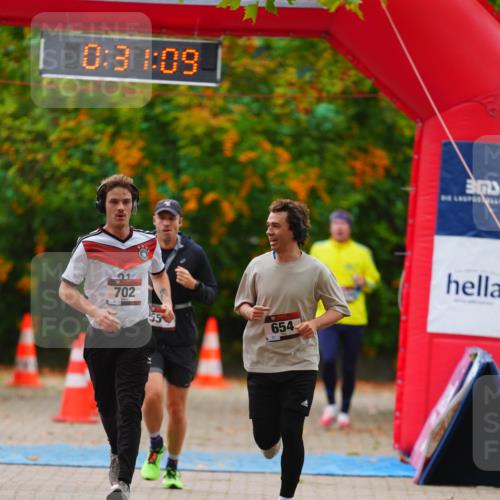11.10.2026 - Bramfelder Halbmarathon 2026 LAZAROV Photography http://msf.ph/oto/10840874 11.10.2026 10:01:07 Laufen 0, 3, 1, 09, 1, 702, 55, 654 meine-sportfotos.de