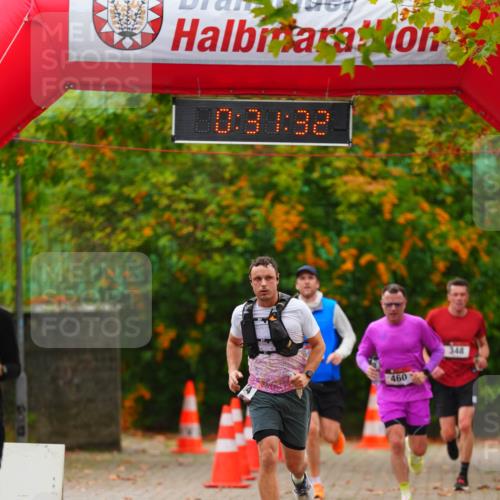 11.10.2026 - Bramfelder Halbmarathon 2026 LAZAROV Photography http://msf.ph/oto/10840908 11.10.2026 10:01:30 Laufen 460, 348 meine-sportfotos.de