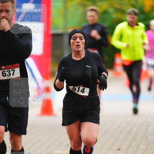 11.10.2026 - Bramfelder Halbmarathon 2026 LAZAROV Photography http://msf.ph/oto/10840951 11.10.2026 10:01:57 Laufen 637, 614 meine-sportfotos.de