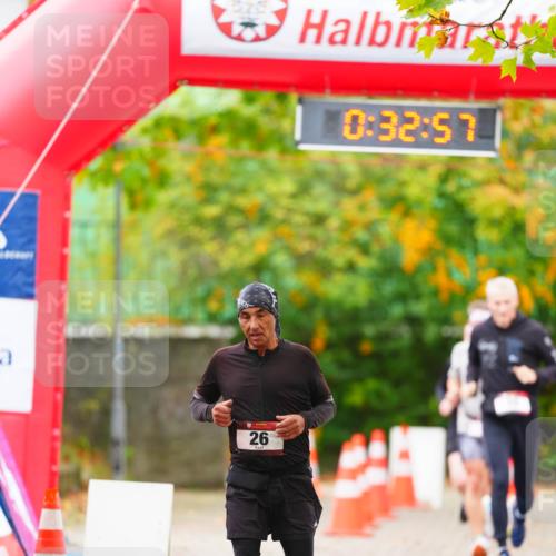 11.10.2026 - Bramfelder Halbmarathon 2026 LAZAROV Photography http://msf.ph/oto/10841011 11.10.2026 10:02:55 Laufen 26, 0, 32, 57 meine-sportfotos.de