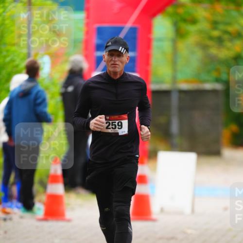11.10.2026 - Bramfelder Halbmarathon 2026 LAZAROV Photography http://msf.ph/oto/10841159 11.10.2026 10:04:32 Laufen 259, 274 meine-sportfotos.de