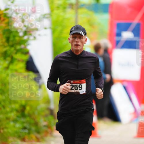 11.10.2026 - Bramfelder Halbmarathon 2026 LAZAROV Photography http://msf.ph/oto/10841165 11.10.2026 10:04:33 Laufen 259, 274 meine-sportfotos.de