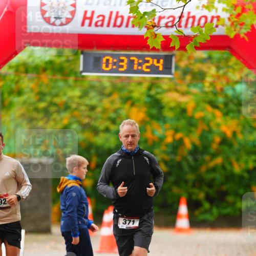 11.10.2026 - Bramfelder Halbmarathon 2026 LAZAROV Photography http://msf.ph/oto/10841381 11.10.2026 10:07:21 Laufen 0, 37, 24, 92, 371 meine-sportfotos.de