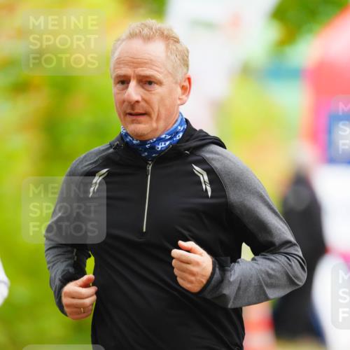 11.10.2026 - Bramfelder Halbmarathon 2026 LAZAROV Photography http://msf.ph/oto/10841396 11.10.2026 10:07:30 Laufen 371, 241 meine-sportfotos.de