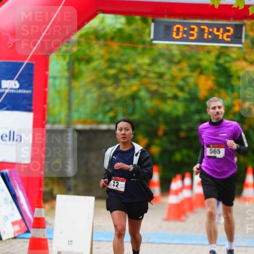 11.10.2026 - Bramfelder Halbmarathon 2026 LAZAROV Photography http://msf.ph/oto/10841400 11.10.2026 10:07:40 Laufen 12, 0, 37, 42, 565 meine-sportfotos.de