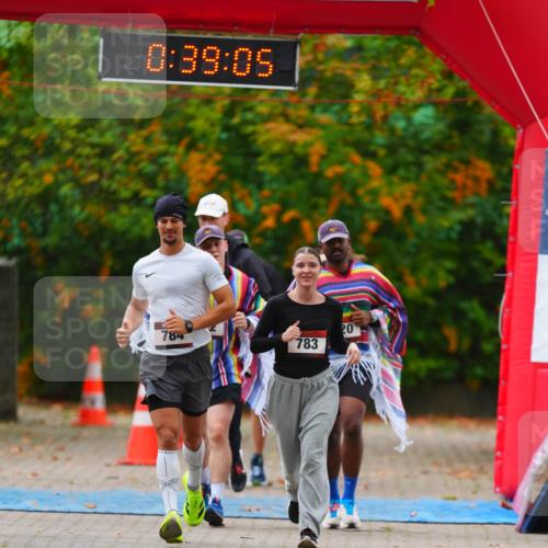 11.10.2026 - Bramfelder Halbmarathon 2026 LAZAROV Photography http://msf.ph/oto/10841469 11.10.2026 10:09:03 Laufen 1, 00, 39, 05, 784, 783, 20 meine-sportfotos.de