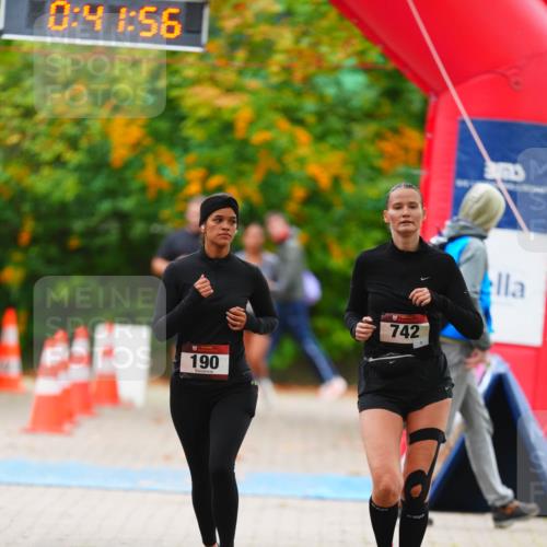 11.10.2026 - Bramfelder Halbmarathon 2026 LAZAROV Photography http://msf.ph/oto/10841645 11.10.2026 10:11:54 Laufen 0, 41, 56, 190, 742 meine-sportfotos.de