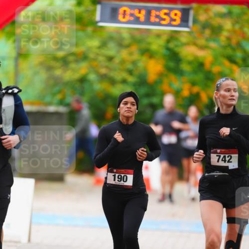 11.10.2026 - Bramfelder Halbmarathon 2026 LAZAROV Photography http://msf.ph/oto/10841652 11.10.2026 10:11:57 Laufen 0, 41, 59, 190, 742 meine-sportfotos.de