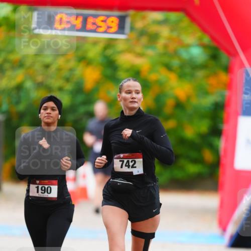11.10.2026 - Bramfelder Halbmarathon 2026 LAZAROV Photography http://msf.ph/oto/10841654 11.10.2026 10:11:57 Laufen 0, 41, 59, 190, 742 meine-sportfotos.de