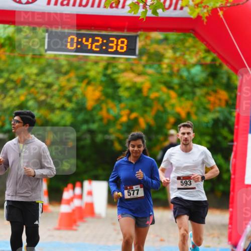 11.10.2026 - Bramfelder Halbmarathon 2026 LAZAROV Photography http://msf.ph/oto/10841708 11.10.2026 10:12:36 Laufen 0, 42, 38, 577, 593 meine-sportfotos.de