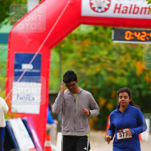 11.10.2026 - Bramfelder Halbmarathon 2026 LAZAROV Photography http://msf.ph/oto/10841718 11.10.2026 10:12:40 Laufen 10, 42, 57, 29 meine-sportfotos.de