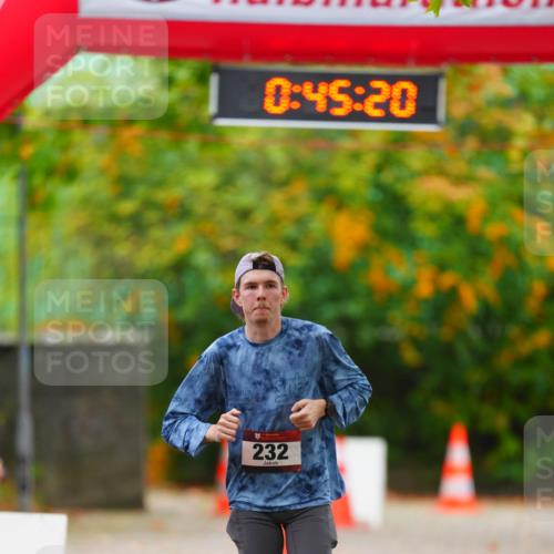 11.10.2026 - Bramfelder Halbmarathon 2026 LAZAROV Photography http://msf.ph/oto/10841867 11.10.2026 10:15:18 Laufen 0, 45, 20, 232 meine-sportfotos.de