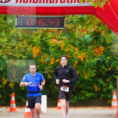 11.10.2026 - Bramfelder Halbmarathon 2026 LAZAROV Photography http://msf.ph/oto/10841934 11.10.2026 10:16:40 Laufen 363 meine-sportfotos.de