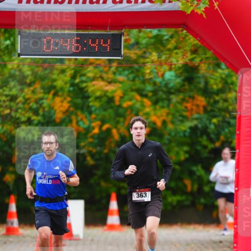 11.10.2026 - Bramfelder Halbmarathon 2026 LAZAROV Photography http://msf.ph/oto/10841937 11.10.2026 10:16:41 Laufen 363, 9 meine-sportfotos.de