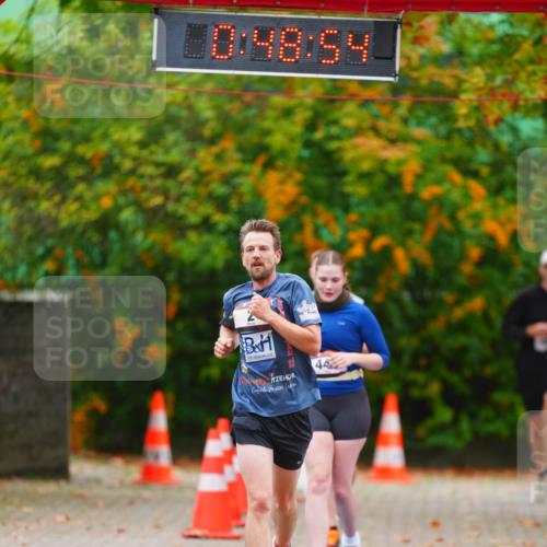 11.10.2026 - Bramfelder Halbmarathon 2026 LAZAROV Photography http://msf.ph/oto/10842100 11.10.2026 10:18:52 Laufen 0, 48, 54 meine-sportfotos.de