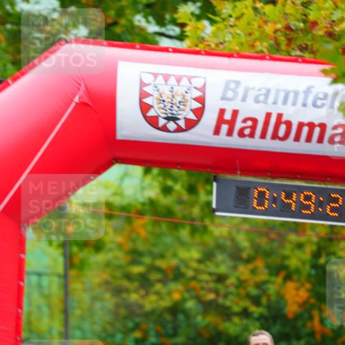 11.10.2026 - Bramfelder Halbmarathon 2026 LAZAROV Photography http://msf.ph/oto/10842146 11.10.2026 10:19:23 Laufen 0, 49, 2, 531 meine-sportfotos.de
