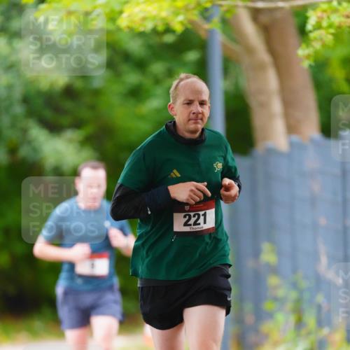 11.10.2026 - Bramfelder Halbmarathon 2026 LAZAROV Photography http://msf.ph/oto/10842239 11.10.2026 10:23:03 Laufen 221 meine-sportfotos.de