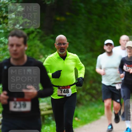 11.10.2026 - Bramfelder Halbmarathon 2026 LAZAROV Photography http://msf.ph/oto/10842481 11.10.2026 10:30:42 Laufen 239, 748, 257 meine-sportfotos.de