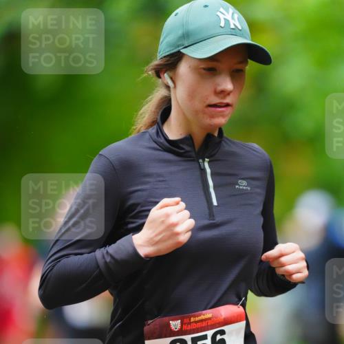 11.10.2026 - Bramfelder Halbmarathon 2026 LAZAROV Photography http://msf.ph/oto/10842695 11.10.2026 10:33:23 Laufen 35, 356, 278 meine-sportfotos.de