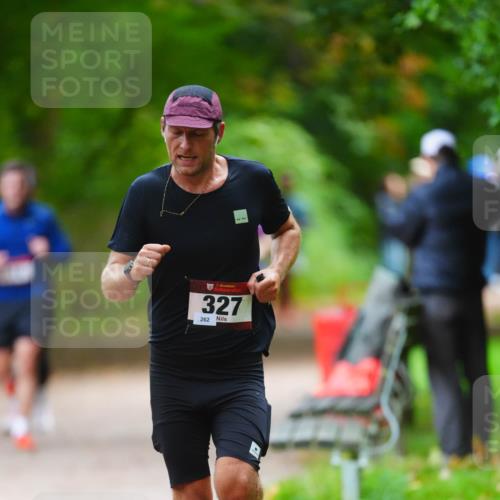 11.10.2026 - Bramfelder Halbmarathon 2026 LAZAROV Photography http://msf.ph/oto/10842696 11.10.2026 10:33:25 Laufen 327, 262 meine-sportfotos.de