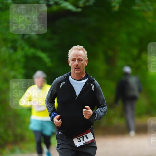 11.10.2026 - Bramfelder Halbmarathon 2026 LAZAROV Photography http://msf.ph/oto/10842853 11.10.2026 10:35:27 Laufen 371, 241 meine-sportfotos.de