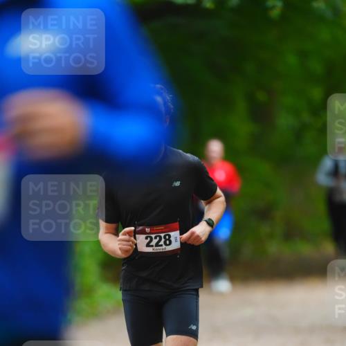11.10.2026 - Bramfelder Halbmarathon 2026 LAZAROV Photography http://msf.ph/oto/10842968 11.10.2026 10:37:37 Laufen 228 meine-sportfotos.de