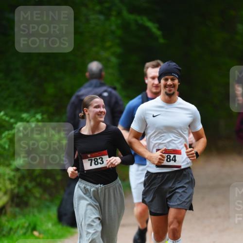 11.10.2026 - Bramfelder Halbmarathon 2026 LAZAROV Photography http://msf.ph/oto/10843120 11.10.2026 10:39:37 Laufen 783, 84 meine-sportfotos.de