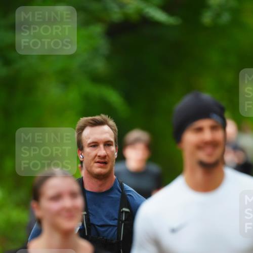 11.10.2026 - Bramfelder Halbmarathon 2026 LAZAROV Photography http://msf.ph/oto/10843136 11.10.2026 10:39:44 Laufen 783, 784 meine-sportfotos.de