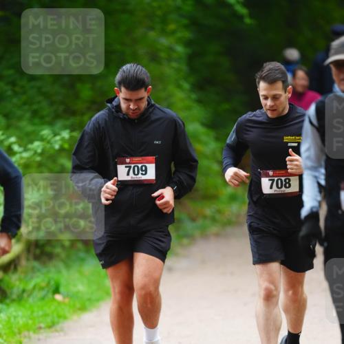 11.10.2026 - Bramfelder Halbmarathon 2026 LAZAROV Photography http://msf.ph/oto/10843401 11.10.2026 10:42:33 Laufen 709, 708 meine-sportfotos.de