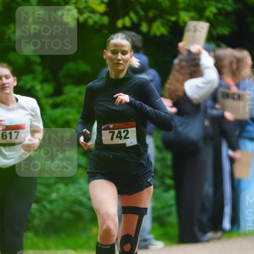 11.10.2026 - Bramfelder Halbmarathon 2026 LAZAROV Photography http://msf.ph/oto/10843731 11.10.2026 10:50:00 Laufen 617, 742, 4 meine-sportfotos.de