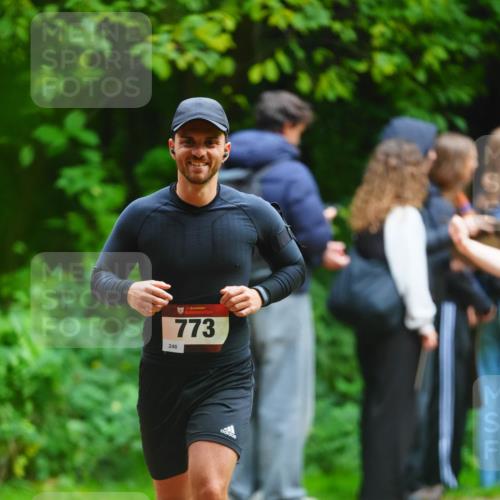 11.10.2026 - Bramfelder Halbmarathon 2026 LAZAROV Photography http://msf.ph/oto/10843791 11.10.2026 10:51:19 Laufen 246, 773 meine-sportfotos.de
