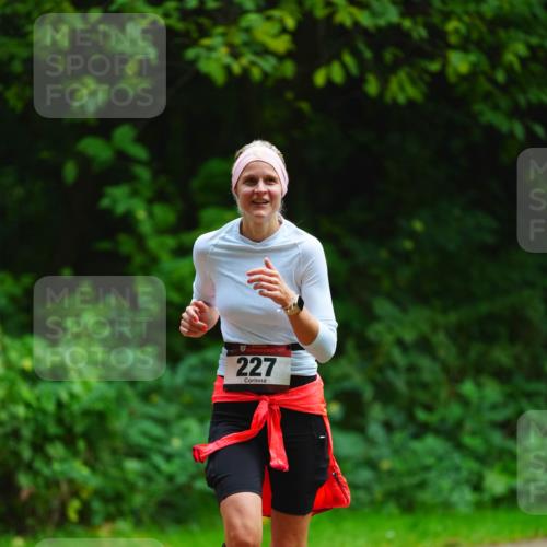 11.10.2026 - Bramfelder Halbmarathon 2026 LAZAROV Photography http://msf.ph/oto/10844323 11.10.2026 10:59:16 Laufen 227 meine-sportfotos.de