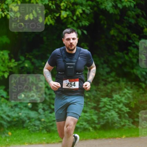 11.10.2026 - Bramfelder Halbmarathon 2026 LAZAROV Photography http://msf.ph/oto/10844424 11.10.2026 11:00:25 Laufen 254 meine-sportfotos.de