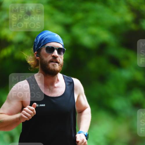 11.10.2026 - Bramfelder Halbmarathon 2026 LAZAROV Photography http://msf.ph/oto/10844503 11.10.2026 11:01:34 Laufen 219, 281 meine-sportfotos.de
