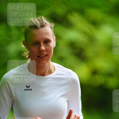 11.10.2026 - Bramfelder Halbmarathon 2026 LAZAROV Photography http://msf.ph/oto/10844571 11.10.2026 11:02:35 Laufen 275 meine-sportfotos.de