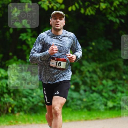 11.10.2026 - Bramfelder Halbmarathon 2026 LAZAROV Photography http://msf.ph/oto/10844736 11.10.2026 11:05:27 Laufen 16 meine-sportfotos.de
