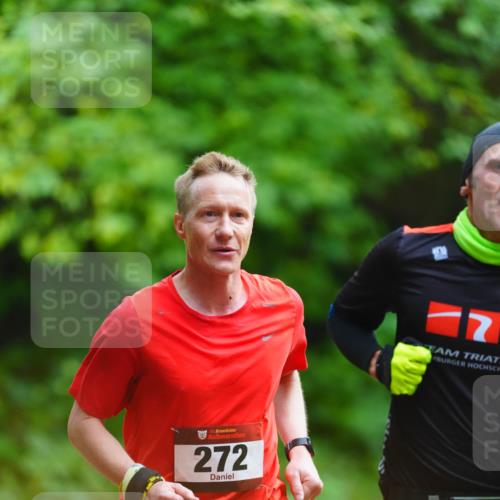 11.10.2026 - Bramfelder Halbmarathon 2026 LAZAROV Photography http://msf.ph/oto/10844776 11.10.2026 11:06:08 Laufen 35, 272, 7, 33, 267 meine-sportfotos.de