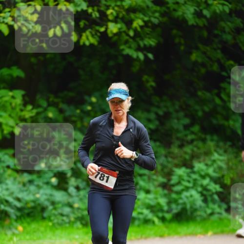 11.10.2026 - Bramfelder Halbmarathon 2026 LAZAROV Photography http://msf.ph/oto/10844825 11.10.2026 11:06:46 Laufen 781 meine-sportfotos.de