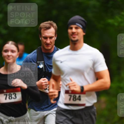 11.10.2026 - Bramfelder Halbmarathon 2026 LAZAROV Photography http://msf.ph/oto/10845011 11.10.2026 11:10:53 Laufen 783, 784 meine-sportfotos.de