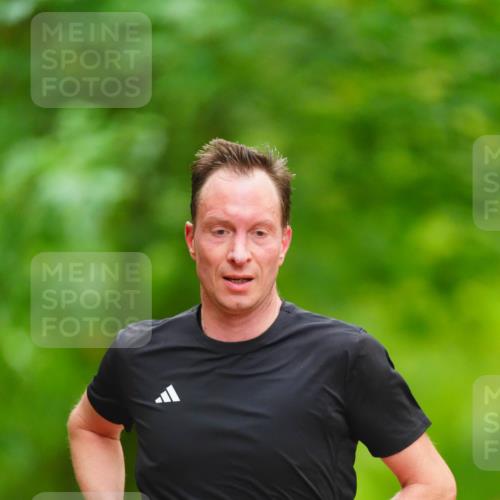 11.10.2026 - Bramfelder Halbmarathon 2026 LAZAROV Photography http://msf.ph/oto/10845054 11.10.2026 11:12:00 Laufen 43 meine-sportfotos.de