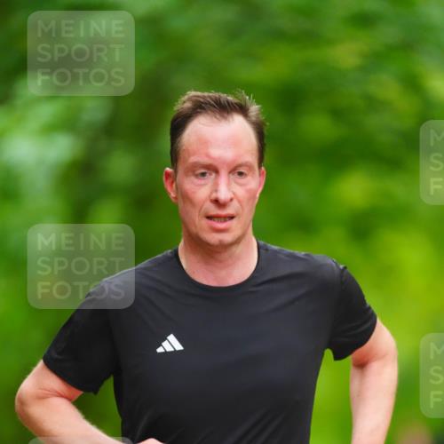 11.10.2026 - Bramfelder Halbmarathon 2026 LAZAROV Photography http://msf.ph/oto/10845055 11.10.2026 11:12:00 Laufen 43 meine-sportfotos.de