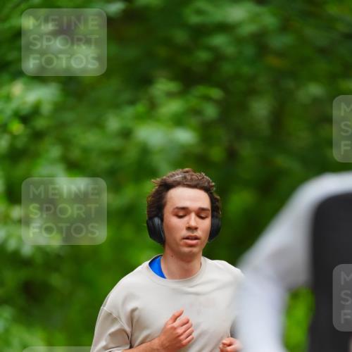 11.10.2026 - Bramfelder Halbmarathon 2026 LAZAROV Photography http://msf.ph/oto/10845164 11.10.2026 11:14:10 Laufen 31, 35, 654 meine-sportfotos.de