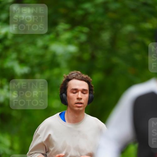 11.10.2026 - Bramfelder Halbmarathon 2026 LAZAROV Photography http://msf.ph/oto/10845165 11.10.2026 11:14:10 Laufen 31, 35, 654 meine-sportfotos.de