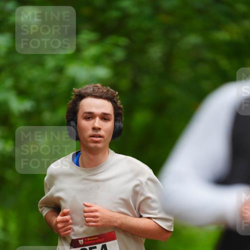 11.10.2026 - Bramfelder Halbmarathon 2026 LAZAROV Photography http://msf.ph/oto/10845166 11.10.2026 11:14:10 Laufen 35, 654, 31 meine-sportfotos.de