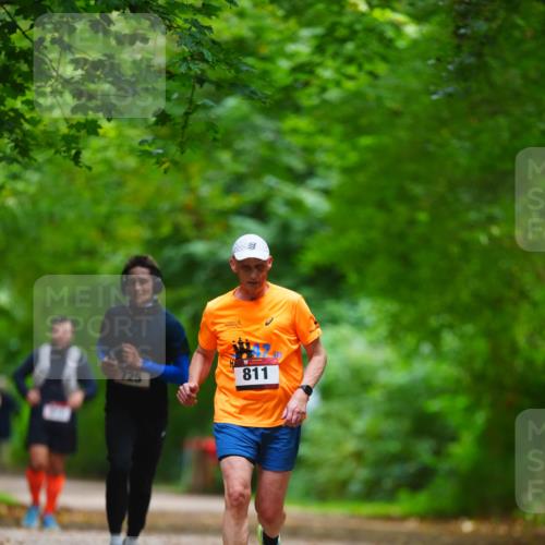 11.10.2026 - Bramfelder Halbmarathon 2026 LAZAROV Photography http://msf.ph/oto/10845181 11.10.2026 11:14:20 Laufen 725, 811 meine-sportfotos.de