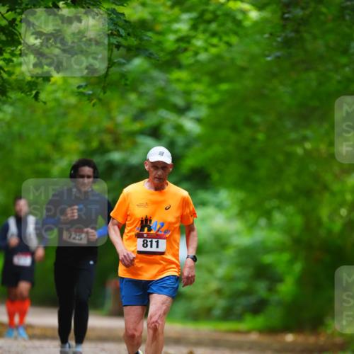 11.10.2026 - Bramfelder Halbmarathon 2026 LAZAROV Photography http://msf.ph/oto/10845183 11.10.2026 11:14:21 Laufen 725, 811 meine-sportfotos.de